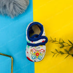 Load image into Gallery viewer, Blue And White Butterfly Fleece Newborn Girls Shoes | GS1001C