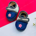 Load image into Gallery viewer, Royal Blue Newborn Stripes Shoes