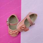 Load image into Gallery viewer, Baby Girl Fancy Shoes
