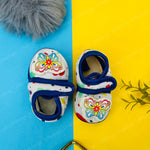 Load image into Gallery viewer, Blue And White Butterfly Fleece Newborn Girls Shoes | GS1001C
